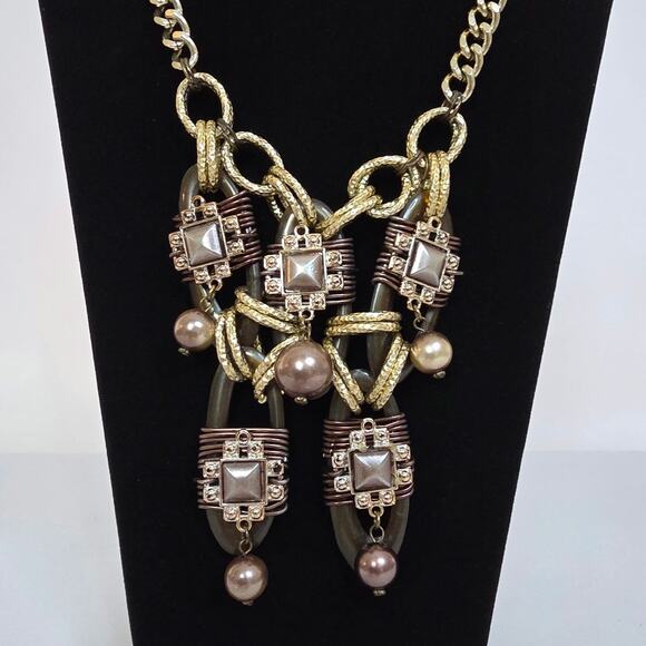 Extremely RARE Vintage Gold-Toned Bold Design Necklace 16" L - Picture 2 of 5